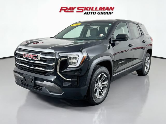 Used 2026 GMC Terrain Elevation AWD/4WD image 3