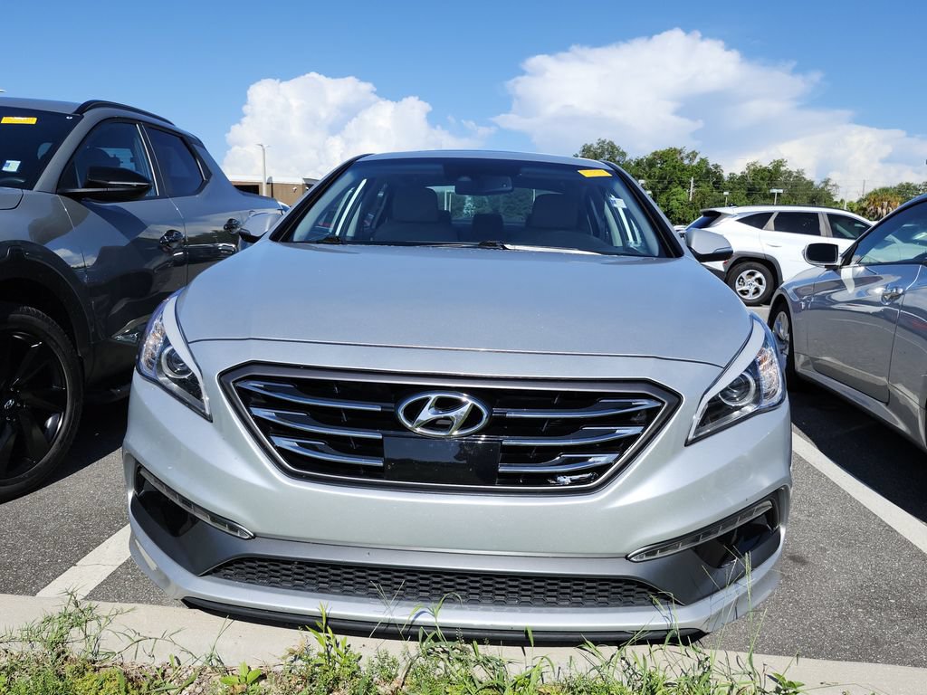 Used 2017 Hyundai Sonata Limited w/ Ultimate Package 04 FWD image 6