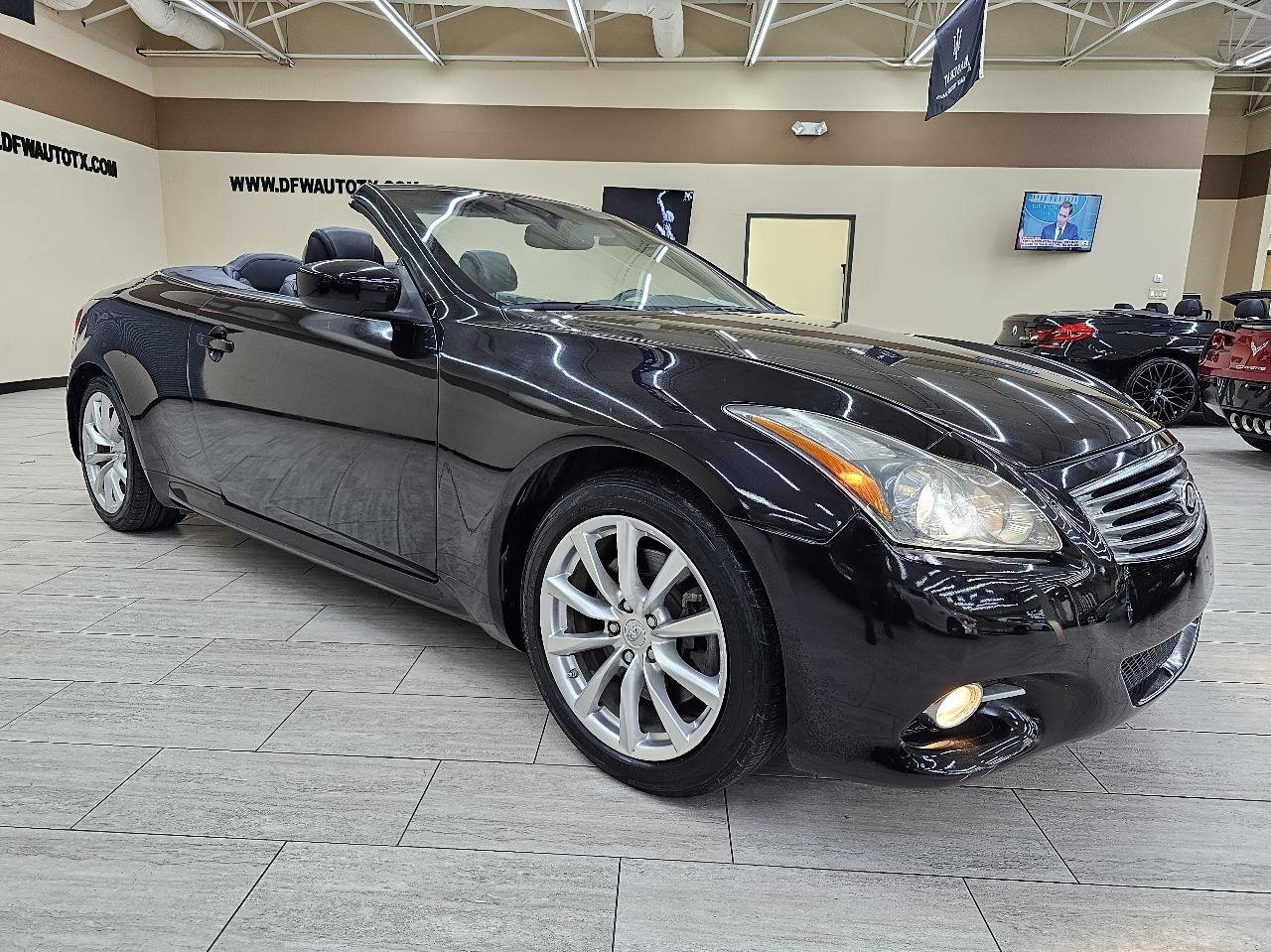 Used 2013 INFINITI G37 Convertible w/ Premium Pkg RWD image 5