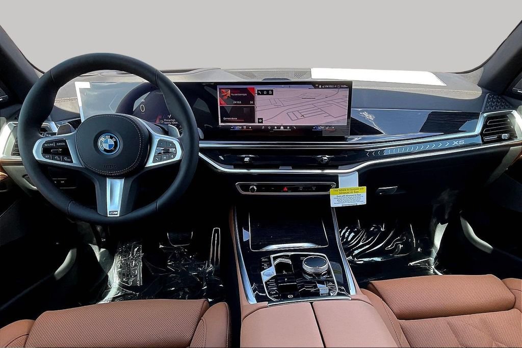New 2026 BMW X5 xDrive50e w/ M Sport Package AWD/4WD image 7