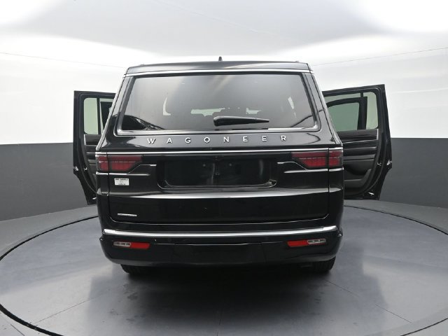 Used 2023 Jeep Wagoneer 4WD w/ Rear Seat Video Group 1 image 34