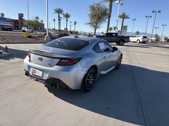 Certified 2022 Toyota GR86 image 5