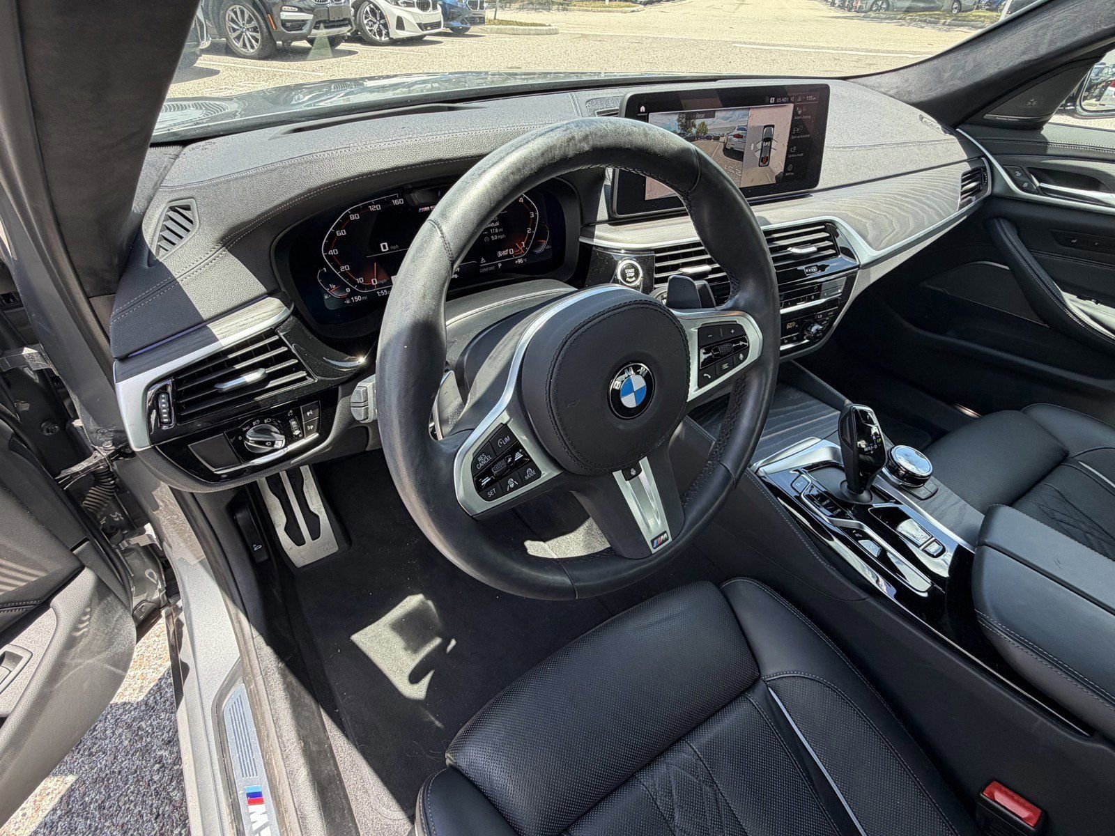 Used 2023 BMW M550i xDrive w/ Dynamic Handling Package AWD/4WD image 21