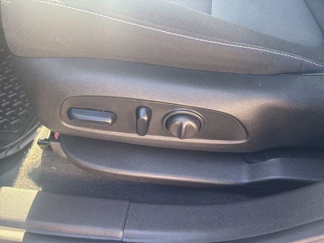 Used 2024 Chevrolet Blazer LT w/ Convenience Package image 12