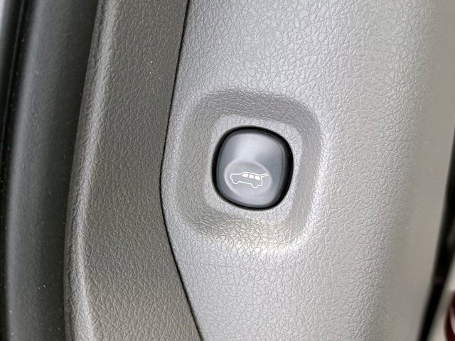 Used 2012 Ford Flex SEL w/ Equipment Group Order Code image 28