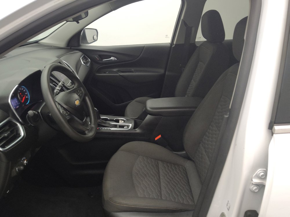 Used 2020 Chevrolet Equinox LT FWD image 17
