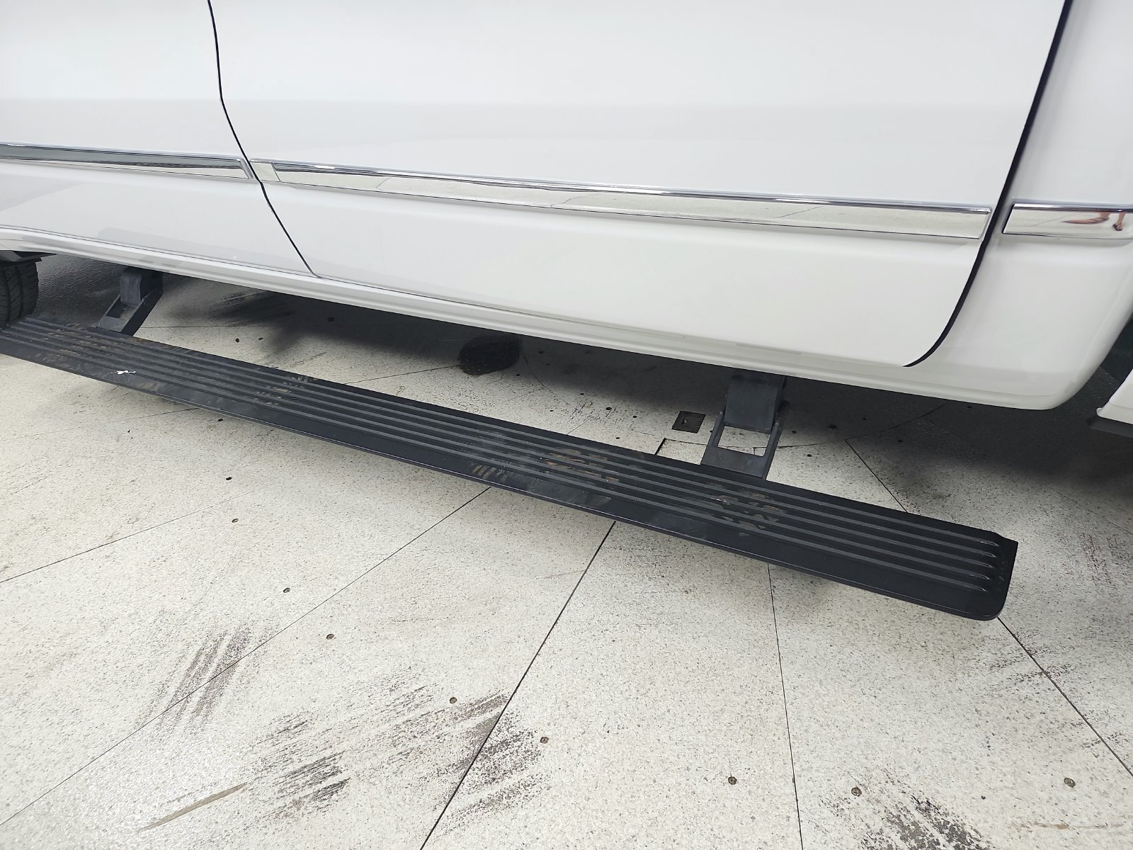 Used 2023 RAM 1500 Limited w/ Body Color Bumper Group AWD/4WD image 85