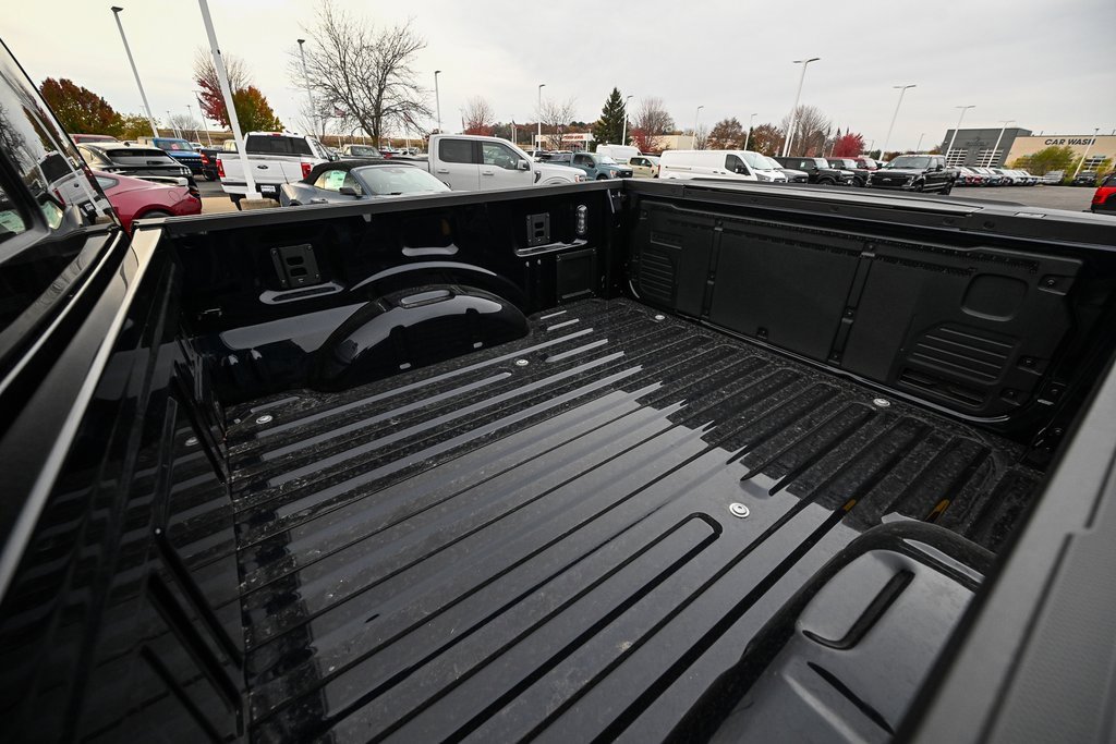 New 2025 Ford F150 Lightning Lariat image 13