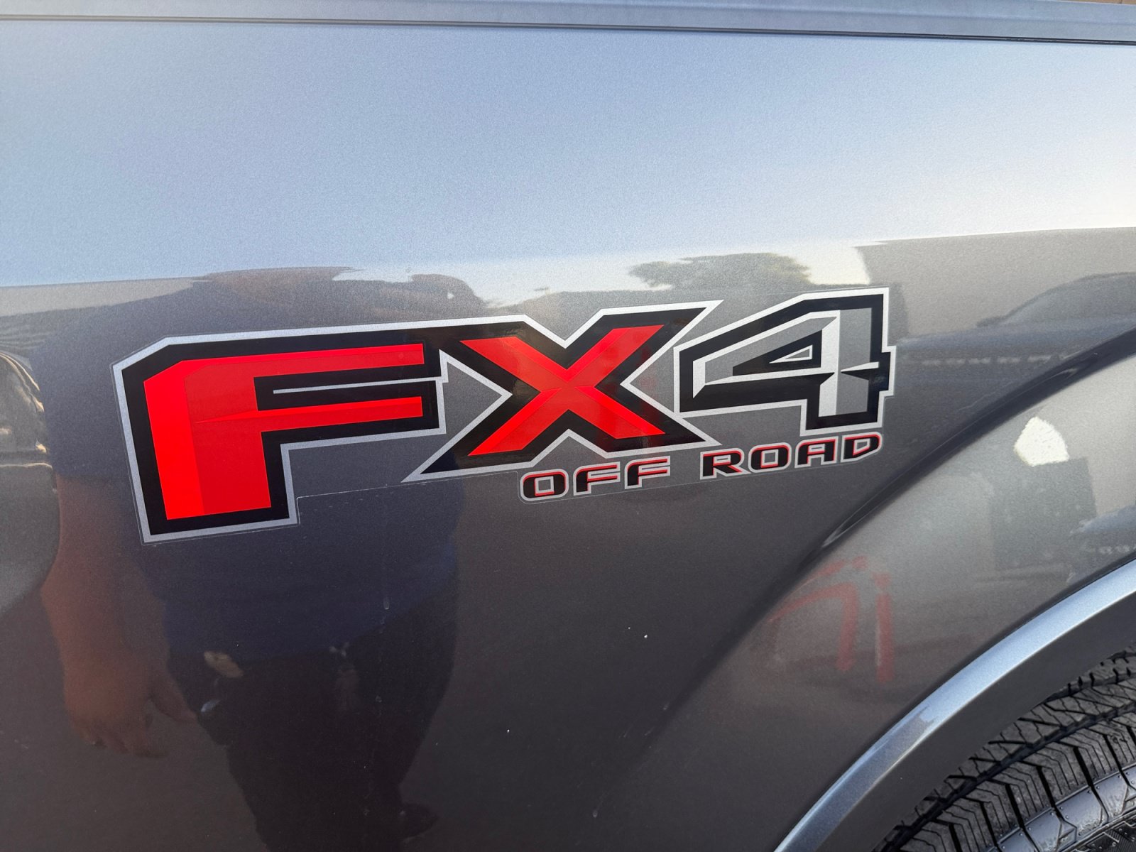Used 2019 Ford F150 Platinum w/ Equipment Group 701A Luxury AWD/4WD image 31