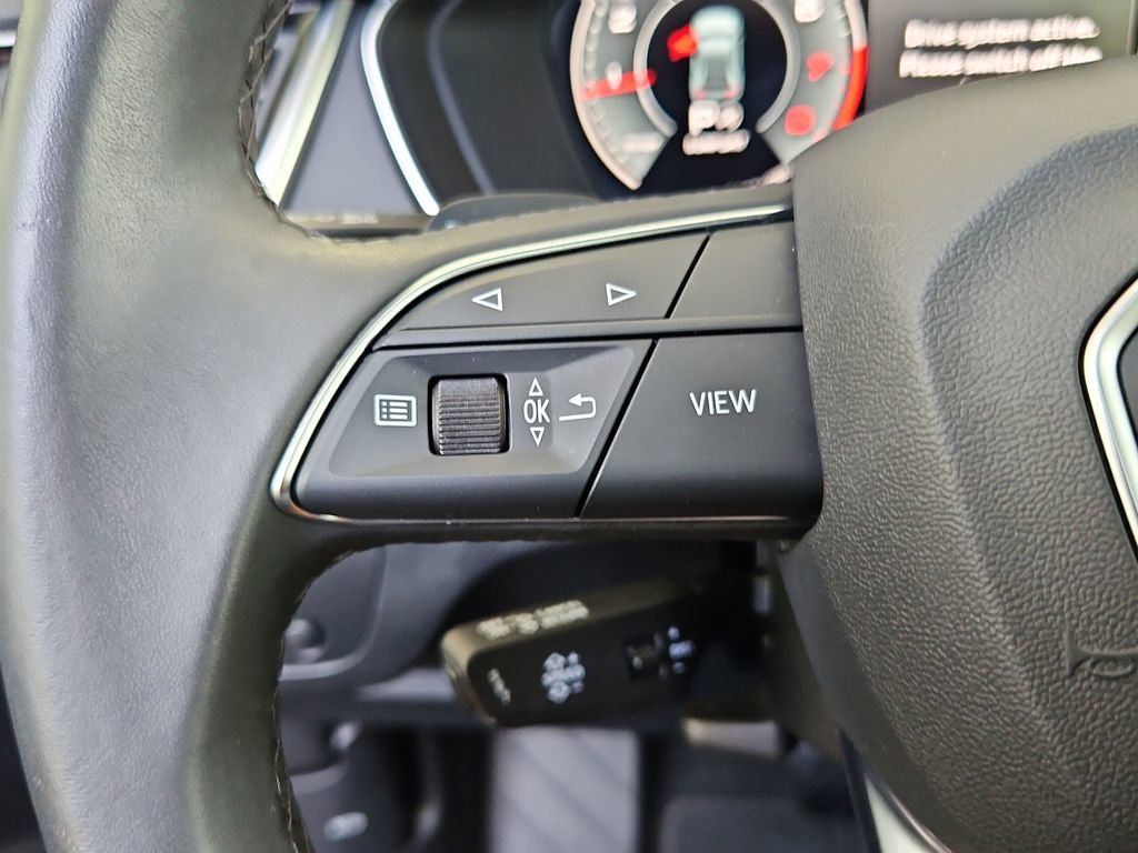 Used 2023 Audi Q5 2.0T Premium Plus w/ Premium Plus Package AWD/4WD image 11