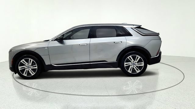 Used 2024 Cadillac Lyriq Tech RWD image 6