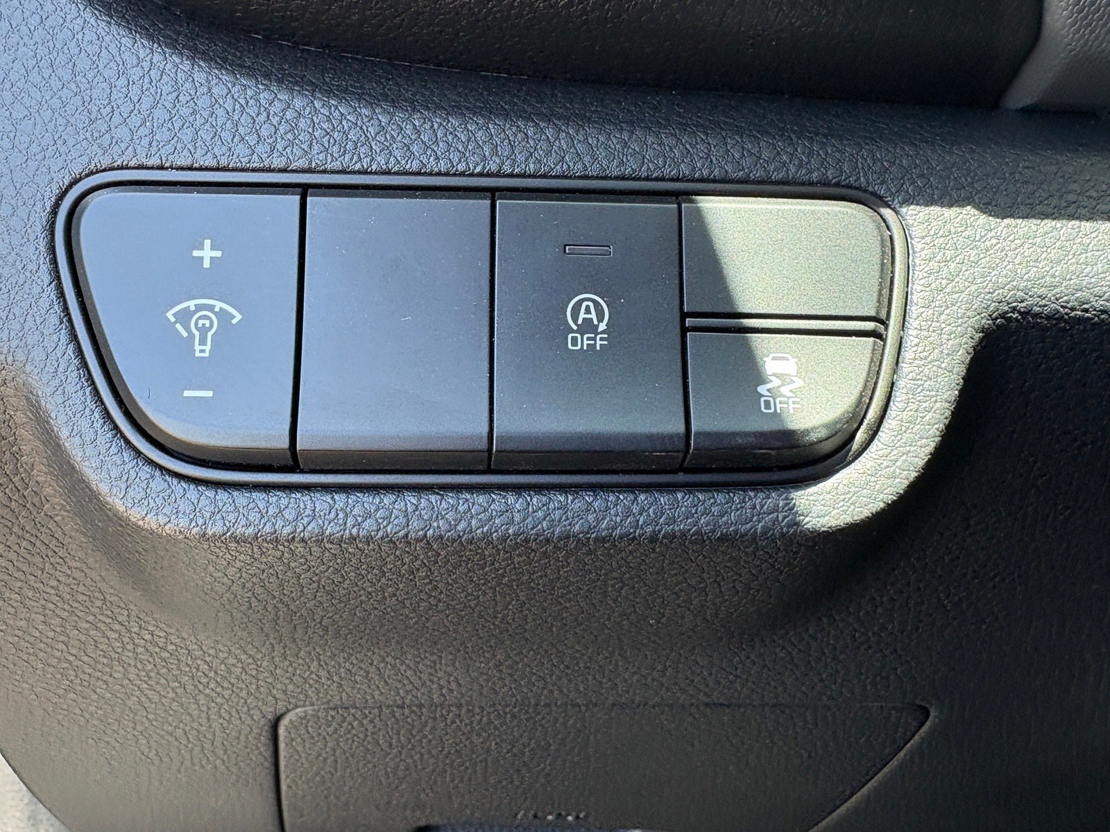 Certified 2026 Kia Seltos LX FWD image 18
