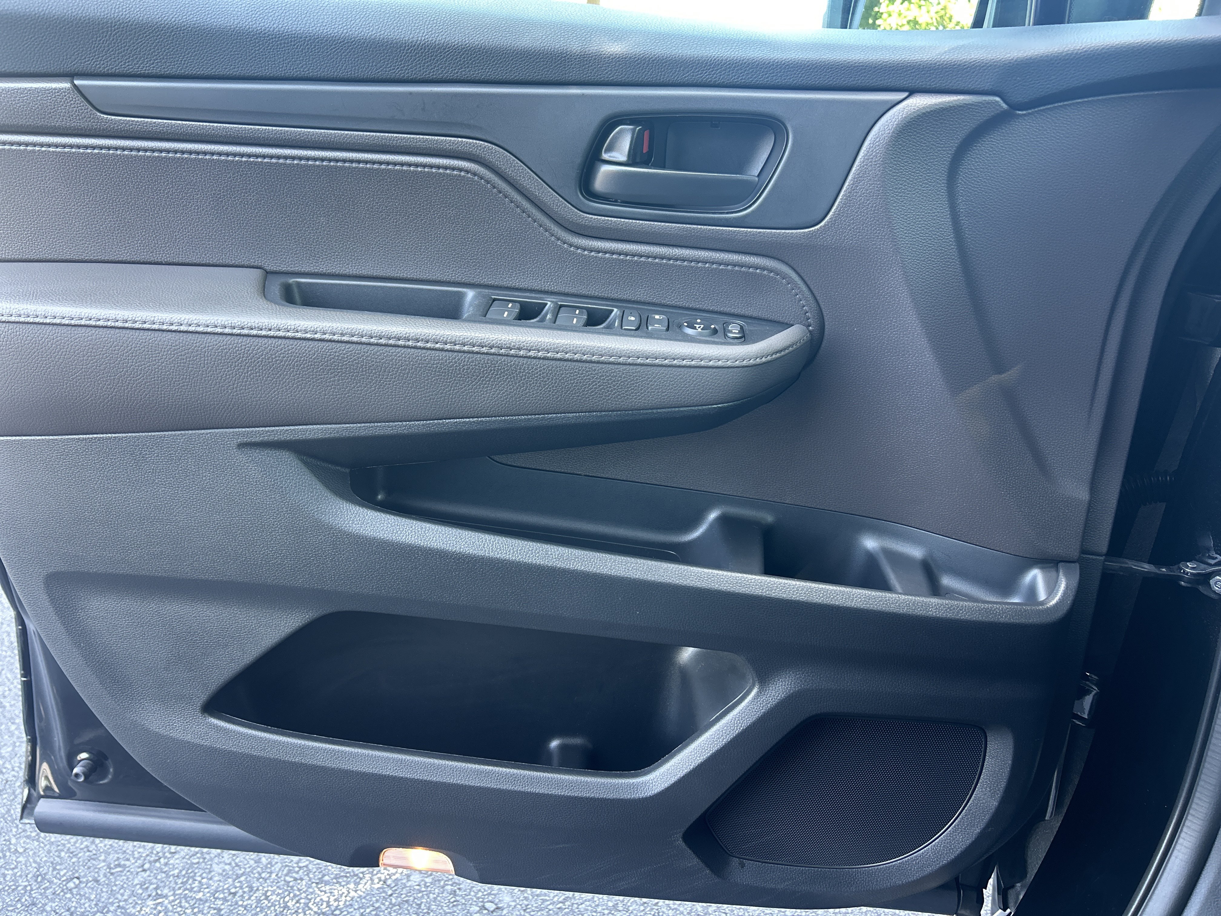Used 2018 Honda Odyssey EX image 22