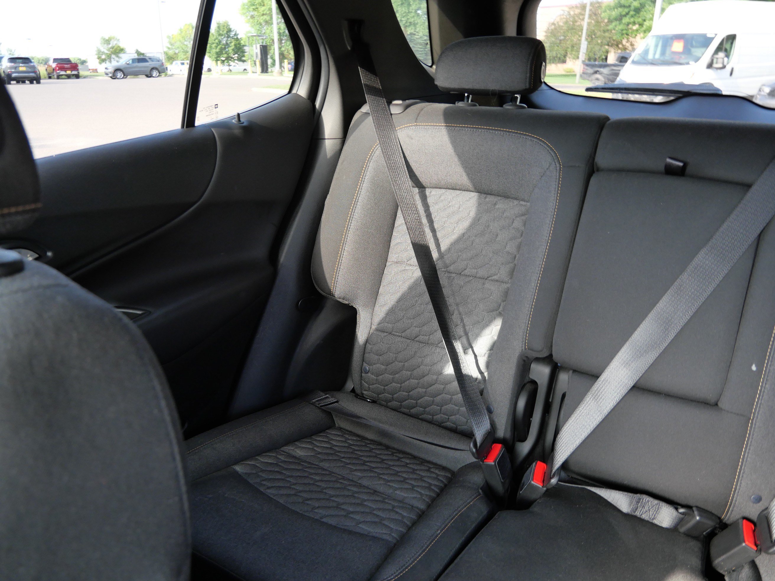 Used 2019 Chevrolet Equinox LT AWD/4WD image 12