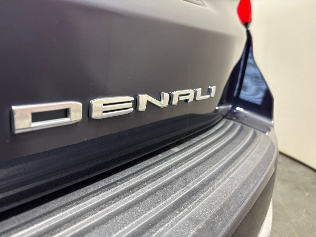 Used 2022 GMC Yukon Denali AWD/4WD image 11