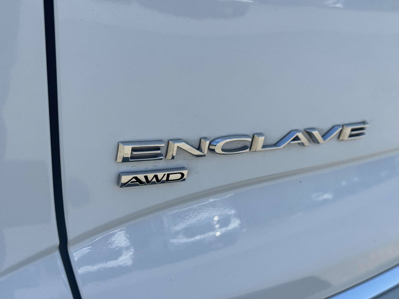 Used 2023 Buick Enclave Essence w/ Experience Buick Package AWD/4WD image 10