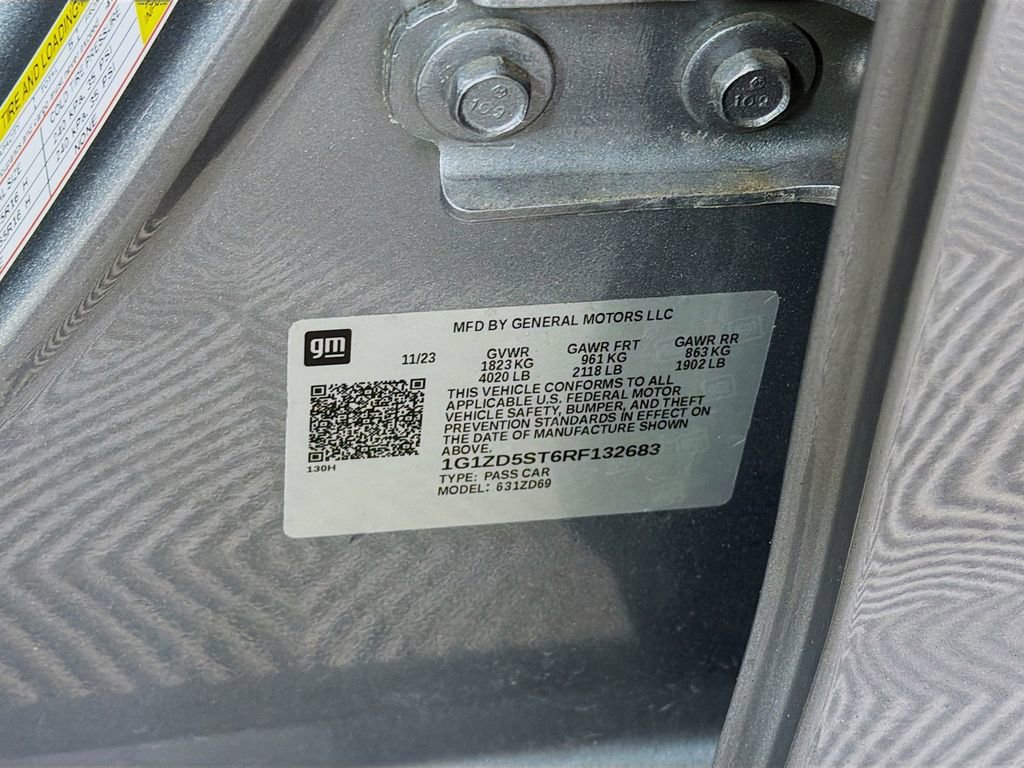 Used 2024 Chevrolet Malibu LT image 32