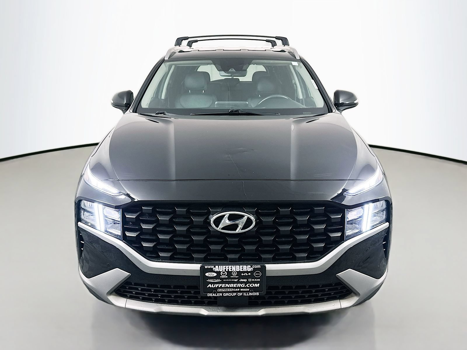 Used 2023 Hyundai Santa Fe SEL AWD/4WD image 2