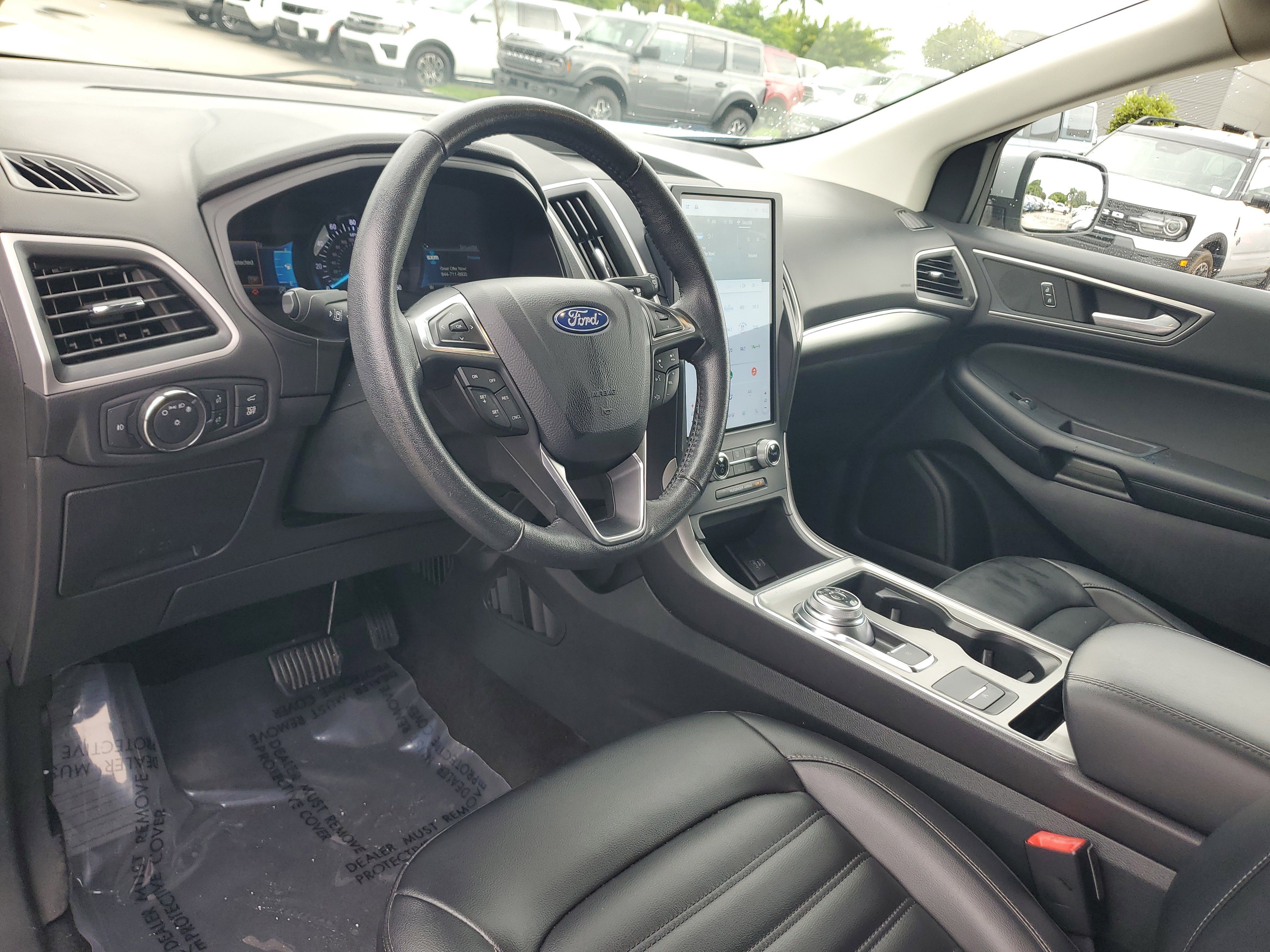 Certified 2022 Ford Edge SEL w/ Convenience Package image 9