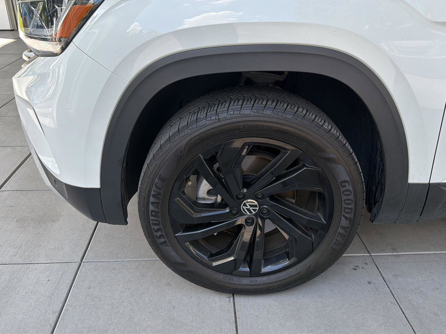 Certified 2023 Volkswagen Atlas SE AWD/4WD image 9