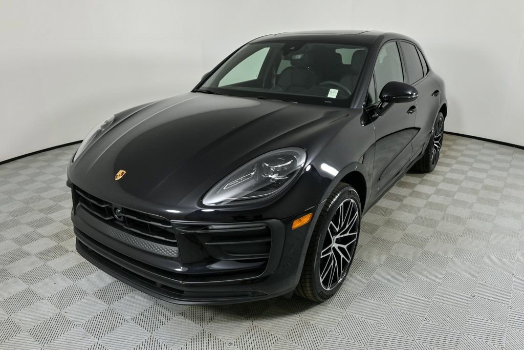 New 2026 Porsche Macan image 1