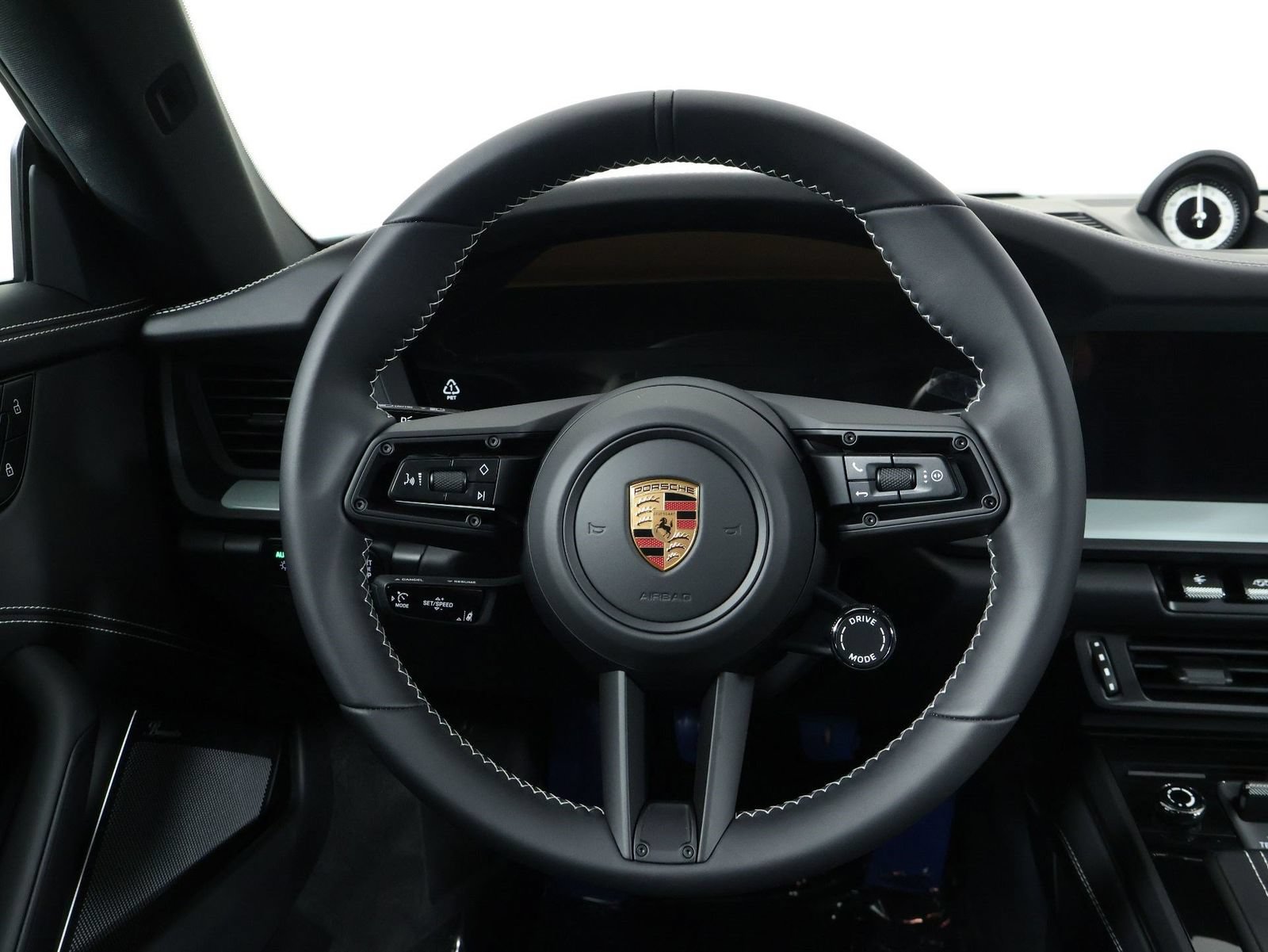 New 2026 Porsche 911 Carrera T RWD image 12