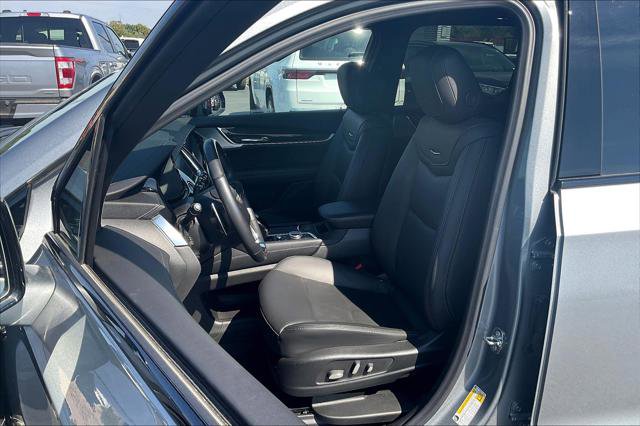Used 2024 Cadillac XT6 Sport image 18