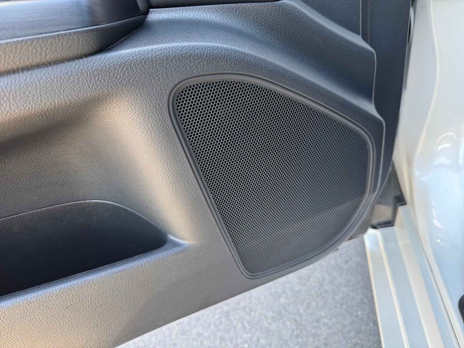 Used 2021 Lexus ES 300h w/ Premium Package image 24