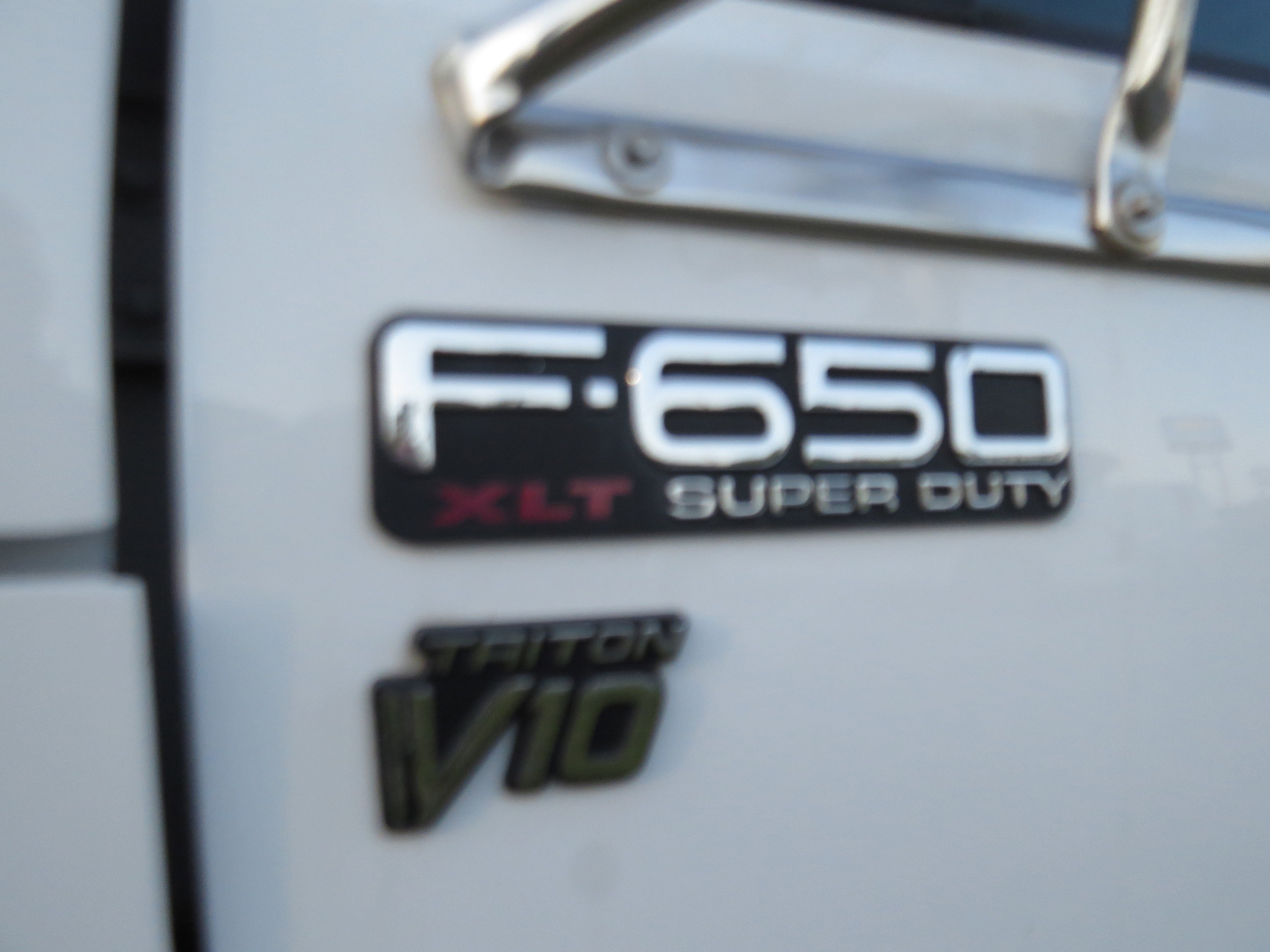 Used 2013 Ford F650 2WD Regular Cab Super Duty image 10