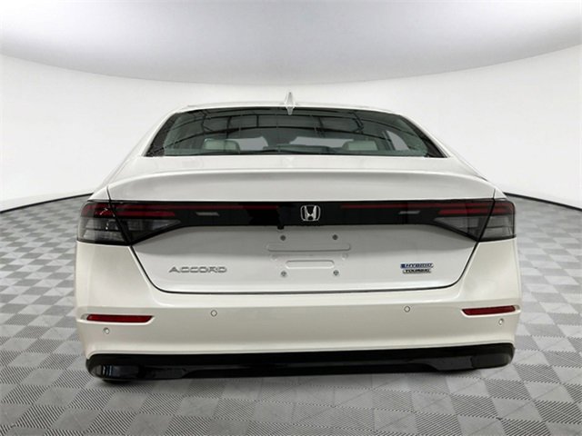 New 2025 Honda Accord Touring image 5