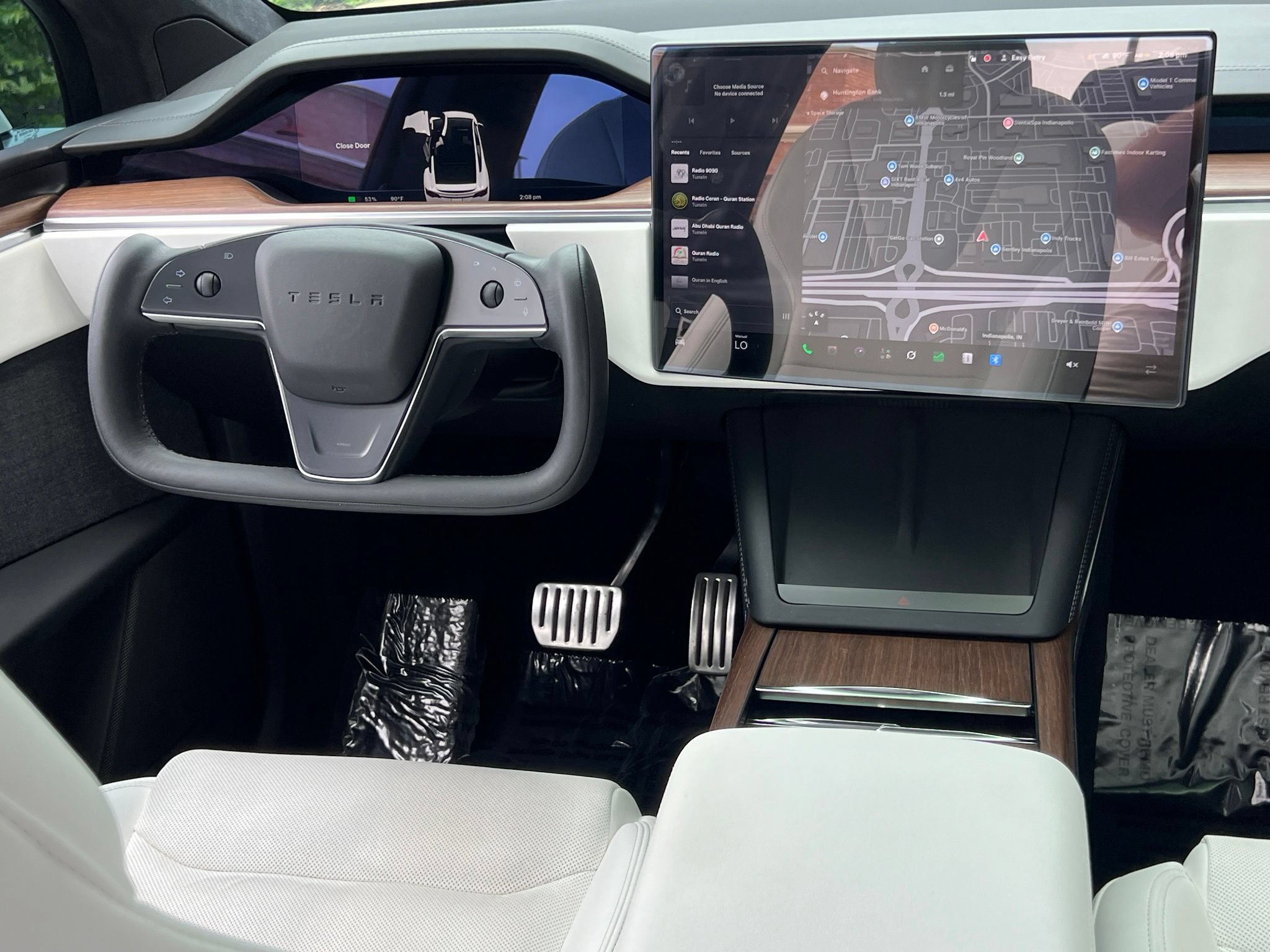 Used 2022 Tesla Model X AWD/4WD image 16