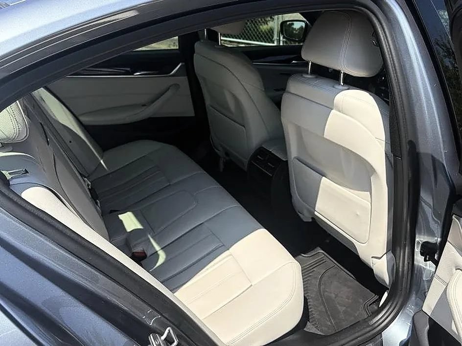 Used 2017 BMW 530i RWD image 47