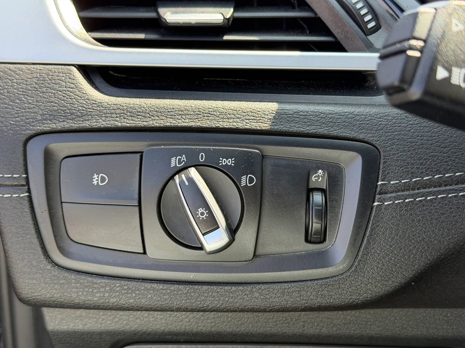 Used 2019 BMW X2 sDrive28i image 43