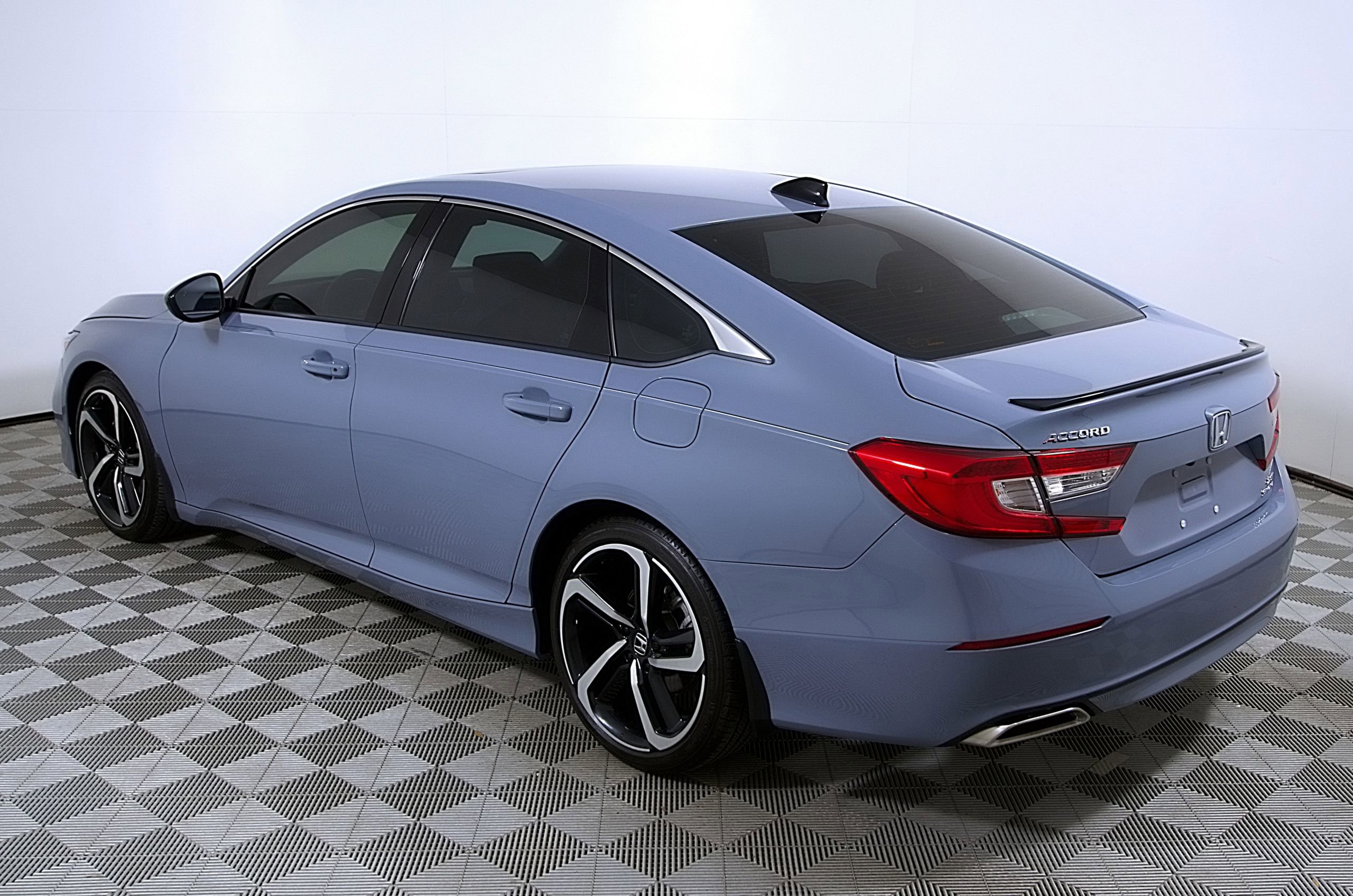 Used 2022 Honda Accord Sport image 9