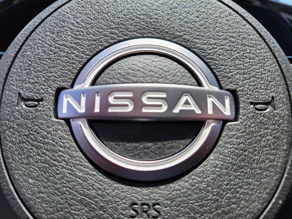 Certified 2025 Nissan Pathfinder Platinum AWD/4WD image 31