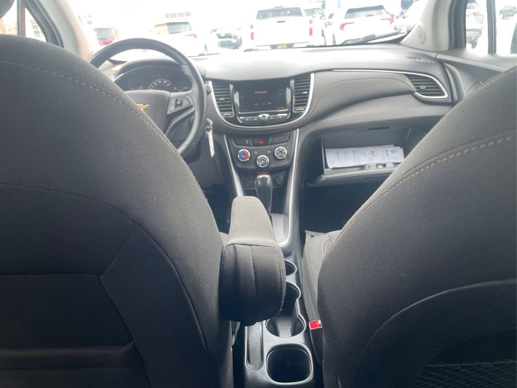 Used 2021 Chevrolet Trax LS w/ Tint and Cruise Package image 18