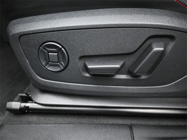 Certified 2025 Audi Q3 2.0T Premium Plus image 10