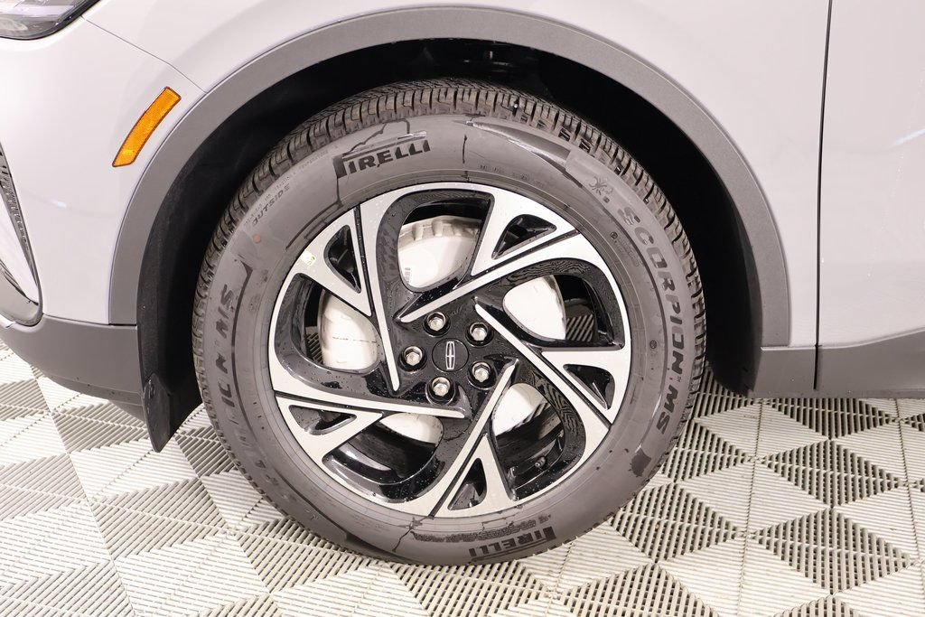 New 2026 Lincoln Nautilus Premier AWD/4WD image 17