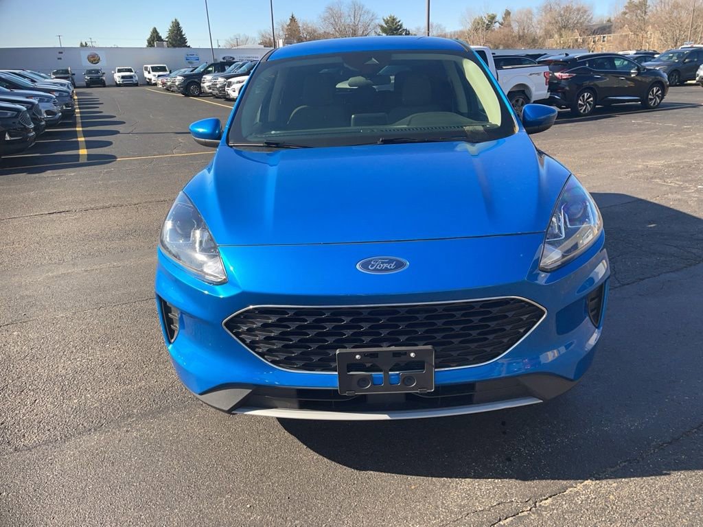 Used 2020 Ford Escape SE image 2