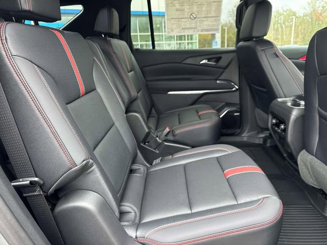 New 2026 Chevrolet Traverse RS w/ LPO, Floor Liner Package image 13