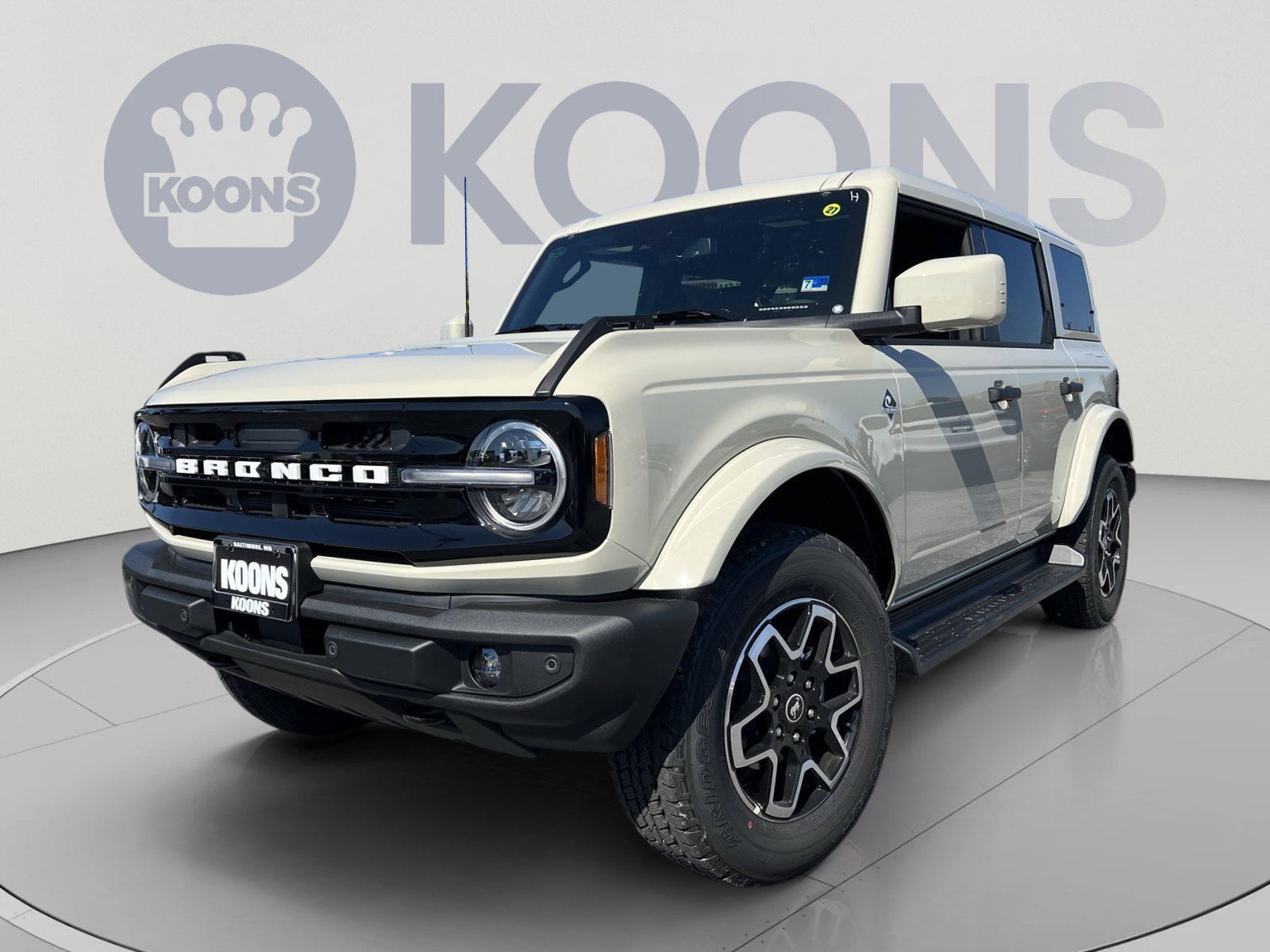 New 2026 Ford Bronco Outer Banks AWD/4WD image 1