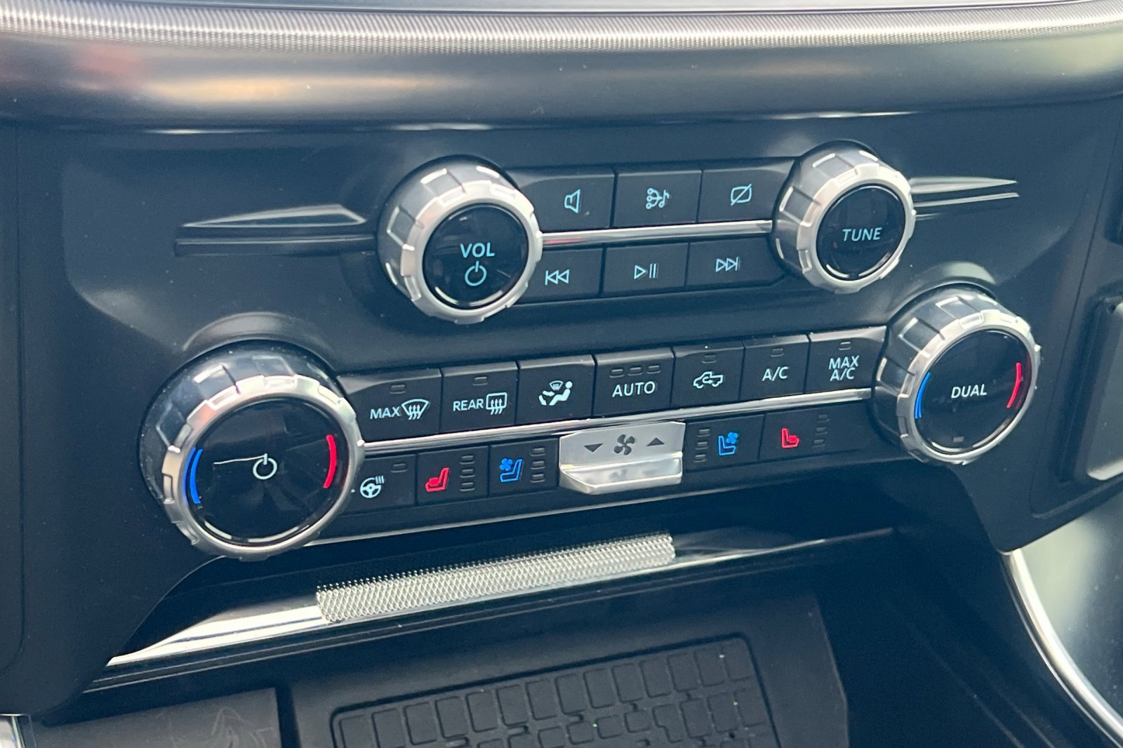 Used 2024 Ford F150 Raptor image 20