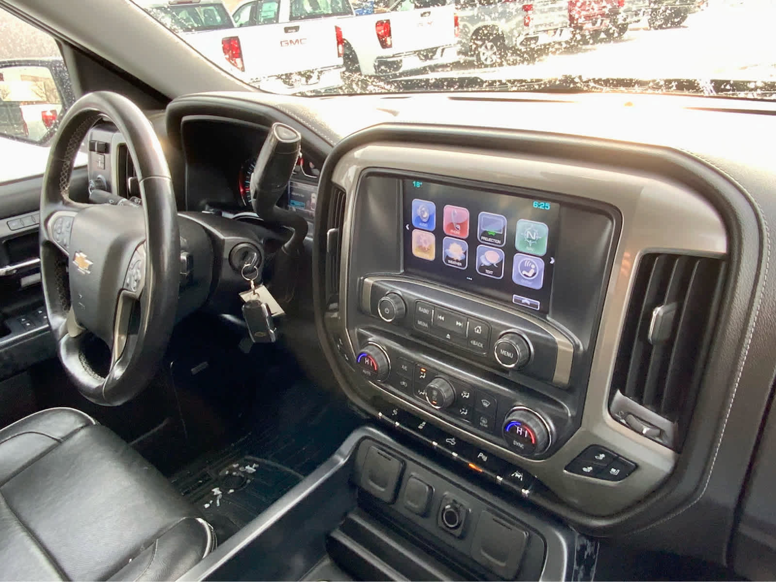 Used 2018 Chevrolet Silverado 1500 High Country image 35