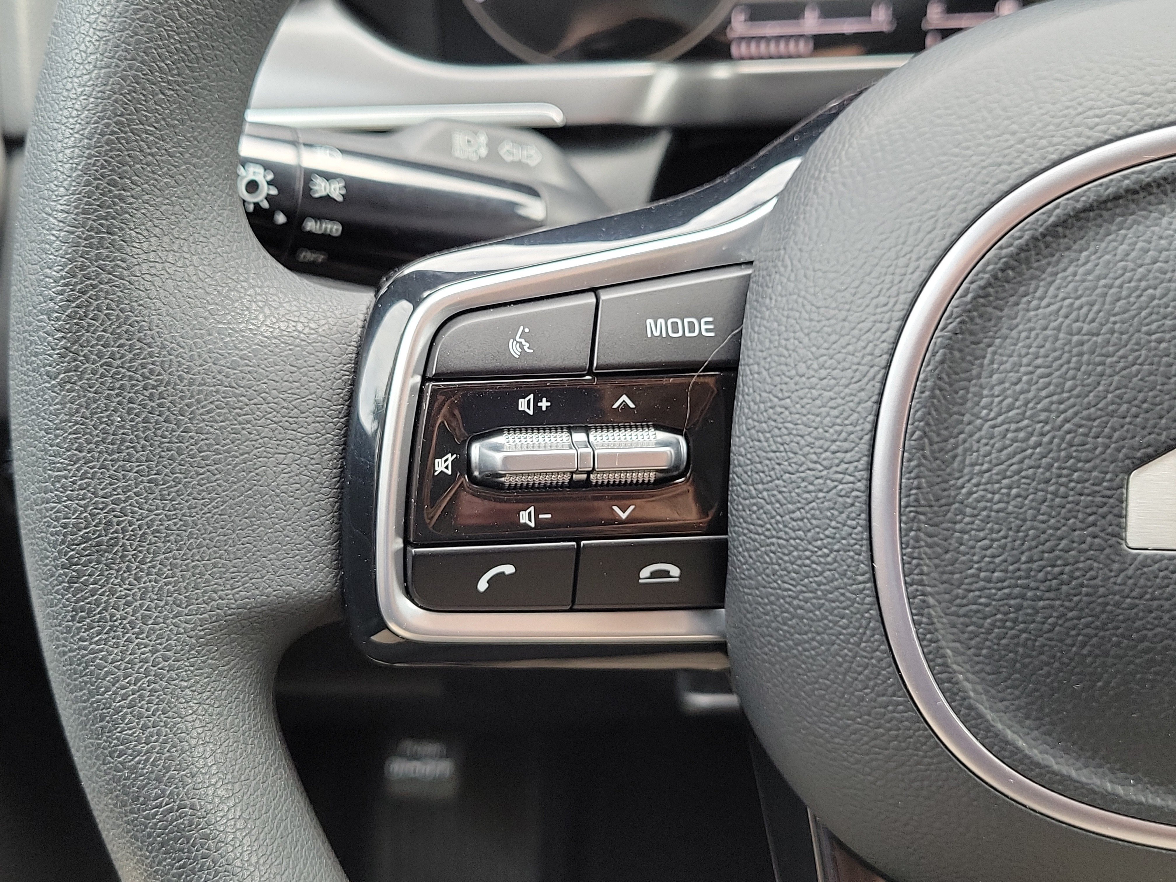 Certified 2023 Kia Sorento LX FWD image 27