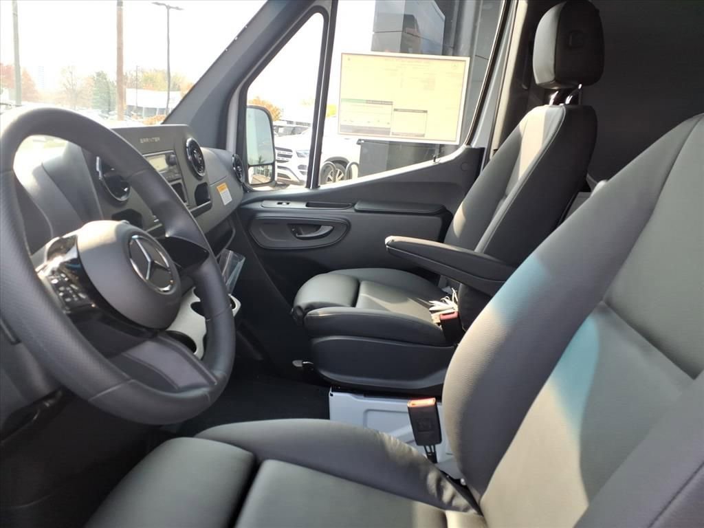 New 2026 Mercedes-Benz Sprinter 2500 image 14