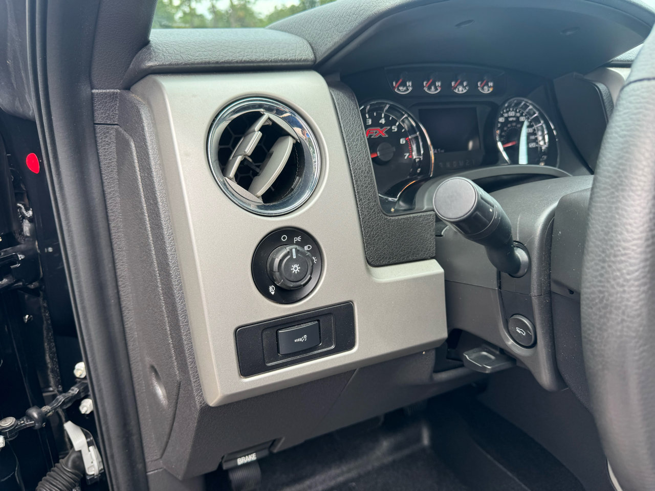 Used 2013 Ford F150 FX4 w/ Luxury Equipment Group image 13