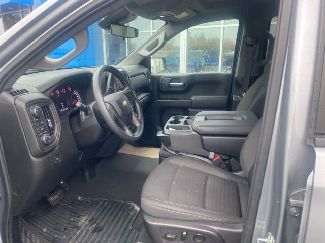 Used 2024 Chevrolet Silverado 1500 Custom AWD/4WD image 7