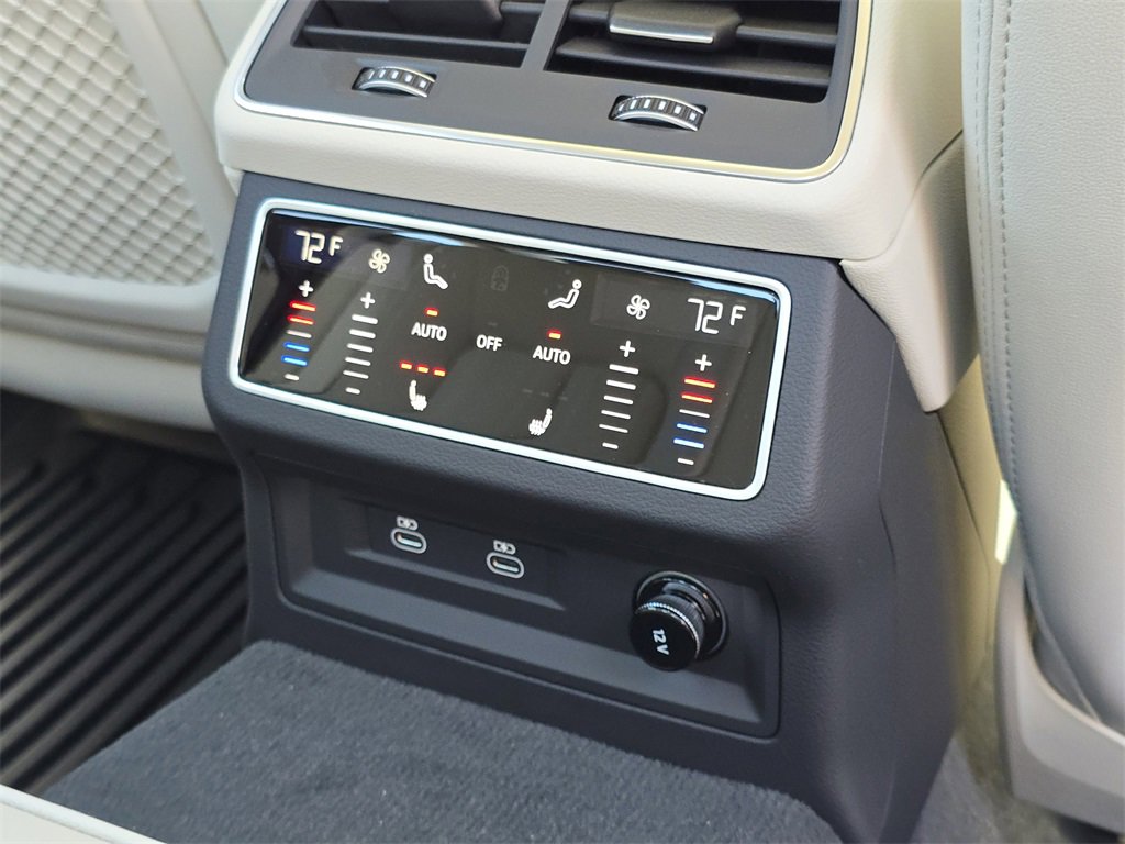 New 2025 Audi A6 Premium Plus image 30
