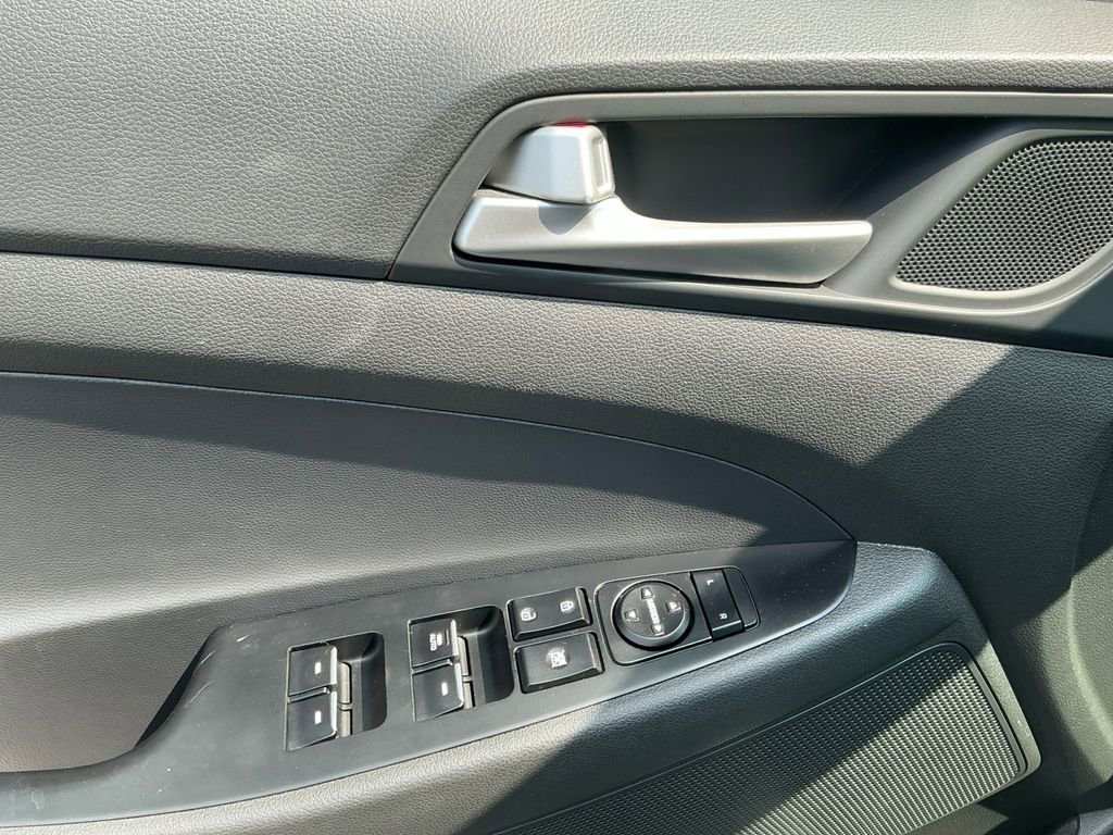 Used 2021 Hyundai Tucson Ultimate w/ Cargo Package image 23