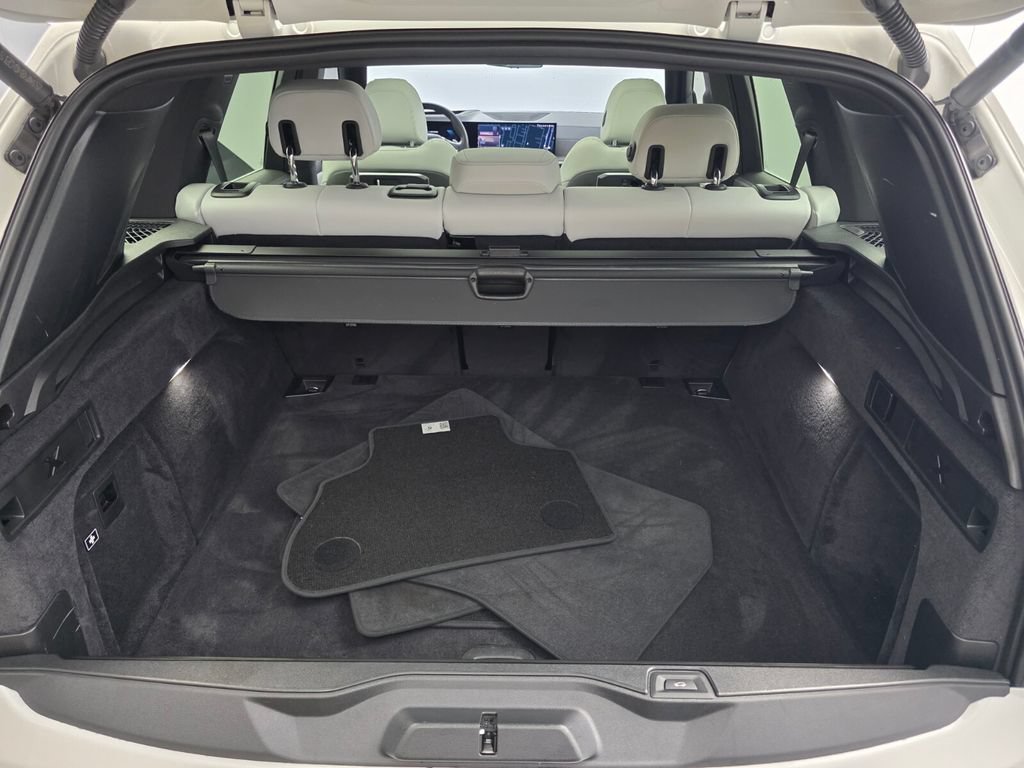 Certified 2024 BMW X5 xDrive40i w/ Premium Package AWD/4WD image 16